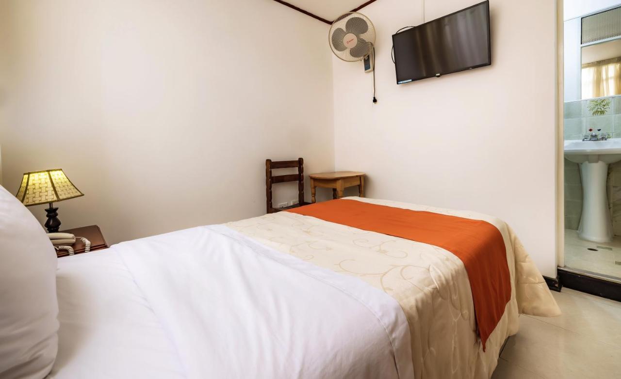 Recreo Hotel Trujillo Ngoại thất bức ảnh